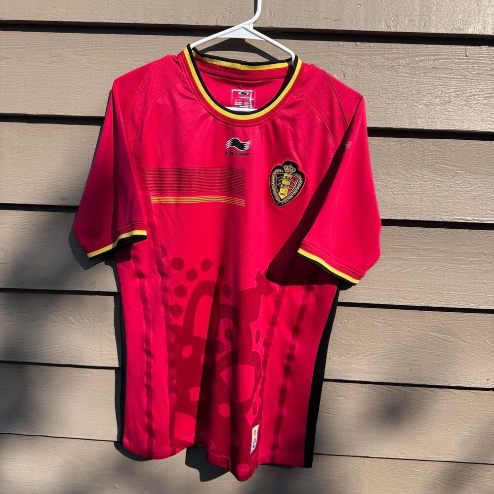 Nike Men's Red T-shirt